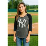 MLB New York Yankees Raglan Shirt Size M Gray Blue 3/4 Sleeve Baseball Tee Size M Photo 1