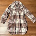 Plaid Button Photo 0