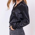 Le lis Black Button Down Top Photo 2