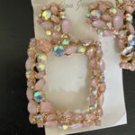 Neutral Flower & Gems Necklace .. Time And Tru Brand with statement earrings Photo 5