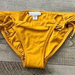 Robin Piccone Bikini Bottoms Photo 0