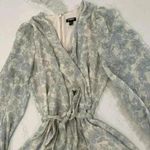 EXPRESS  Wrap Front Elegant Ivory/ Blue Floral Print Long Sleeve Romper Womens XS Photo 2