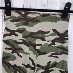 Le lis NWT Olive Green Camo Camouflage Fitted Biker Athletic Shorts Women's Photo 5