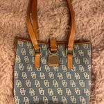 Dooney & Bourke Dooney And Burke Purse Photo 0