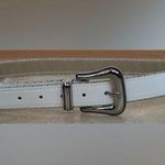 Womens White Western Belt MEDIUM/LARGE Waist Size Silver Tone Buckle Beaded Trim Photo 0