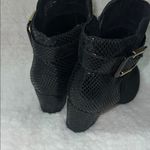 Karen Scott Karen Scott Black Heeled Boots with Sleek Silhouette Photo 8