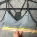 Nike Dri Fit Woman Size XL Athletic color block sports bra Photo 2