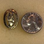 Saint Francis of Assisi Aged Gold Tone Vintage Religious Pin Photo 4