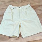 Eddie Bauer Vintage Light Yellow Women’s High Waisted Pleated Shorts Size 10 Photo 0