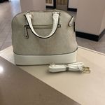 Bag Chic Cream and White Women's Satchel BRAND NEW!! NO FLAWS Photo 5