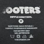 Hooters  Racing Nascar Style T-shirt size Medium Photo 3