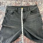 American Eagle  Outfitters Mom Jean in Black Wash Charcoal Grey Size 8 Photo 7