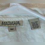 Ann Taylor Vintage‎  Women's White Linen Sleeveless Shell Button Down Vest Size 8 Photo 2