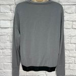 Nike  Womens Pullover Long Sleeve Shirt Size M Gray Logo Hem Dri-Fit Photo 2