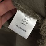 Boutique Khaki distressed graphic shirt Green Size M Photo 2