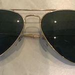 Ray-Ban Aviator Classics (Regular) Photo 2