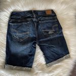 American Eagle Shorts Womens 2 Midi Denim Low Rise Distressed Stretch Cuffed Hem size 00 Photo 3