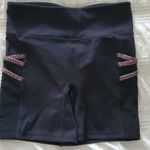 Fabletics  shorts Photo 2