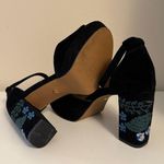 Nanette Lepore Viola Platform Block Heel Pumps Floral Embroidered Black Size 6.5 Photo 6