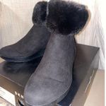 DKNY Women's US 8.5 Wedge Heel Zip Up Ankle Boot Black Faux Fur Comfortable Photo 0