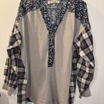 Boutique Three Bird Nest Top Photo 1