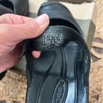 Keen Womens  Saratoga II Black Leather Mary Jane Slip On Mules Shoes Size 8 Photo 3