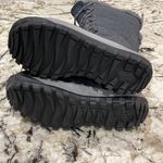 BEARPAW Women's Isabella Snow winter Boots- size 6. Grey Photo 5