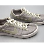 Nike Classic Sneakers Wolf Gray Women’s Size 7.5 #408182-010 Photo 3