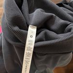 Lululemon NWOT Softstreme turtleneck pullover, black, size 0. Photo 3