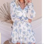 ✨2xHP✨Marlowe Blue Flower Ruffle Dress✨ White Size M Photo 2