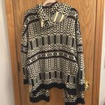 LA Hearts - oversized sweater size med large Photo 3