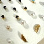 Free People Teeny Tiny Mega Stud Earring Set NWT
Gold Pearl Dainty Onyx Bohemian Photo 7