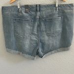 Torrid 5 INCH VINTAGE STRETCH MID-RISE SHORT SIZE 26 Photo 5