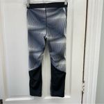 Nike Pro athletic dri-fit leggings capris black gray women's medium Photo 2