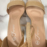 Forever Chunky Heel Low Platform Formal Sandal Heels Glitter Size 6 Gold Photo 9