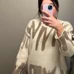 Verge Girl Along the Sidewalk Knit // Natural Photo 0