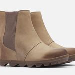 Sorel  Joan of Arctic Wedge II Chelsea Boot in Ash Brown Tan Size 9 Photo 1