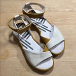 Fly London  Sandals Sz 40 Photo 1
