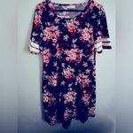 Brooks Women’s Bobbie  Short Sleeve Floral Dress  2 White Stripes on Sleeves Photo 3