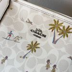 Coach  City Tote In Signature Canvas With Hula Print cj601 Photo 4