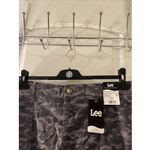 Lee  Skort w/Inner Shorts Women's 16 / M Gray Camo Stretch Regular Fit Mid Rise Photo 3