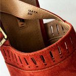 Tahari Maya Suede Leather Heels Sandals 8 Laser Cut Slingback Peep Toe Rust Photo 2