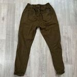 7 For All Mankind  Ankle Pants Zipper Pocket Elastic Waist Soft Size 26 Photo 5