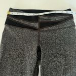 Lululemon  Wunder‎ Unders Herringbone Pattern Great for Winter Size 4 Luon Photo 8