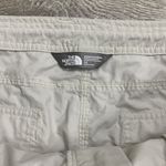 The North Face  Pants Womens 14 Short Beige Outdoor Pockets Activewear Drawstring Photo 3