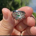 Cocktail Ring Flashes with Emerald Green and Clear Crystals Photo 3
