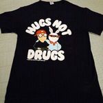 Arthur Hugs not drugs Tshirt Size M Photo 0