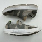 Oofos Size 9 OMG Eezee Shoes White Green Camo Low Top Comfort Sneakers Women’s Photo 10