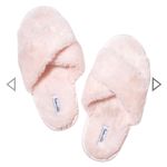 Splendid NWT  Faux Fur Slippers Photo 1