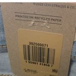 Levi's Light Wash Classic Straight Mid Rise Stretch Denim Womens Jeans Size 4 Photo 3